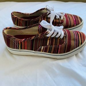 Boho pattern airwalk flats